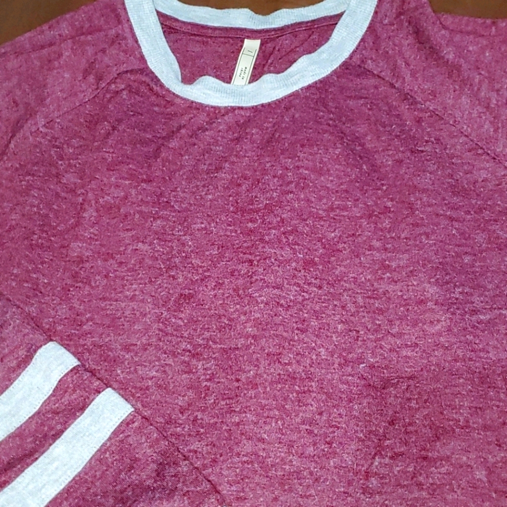 Women's long sleeve shirt